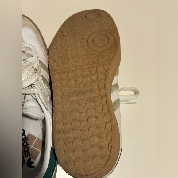 Adidas White and Green Samba Sambae Size 6 Women - Picture 8 of 9